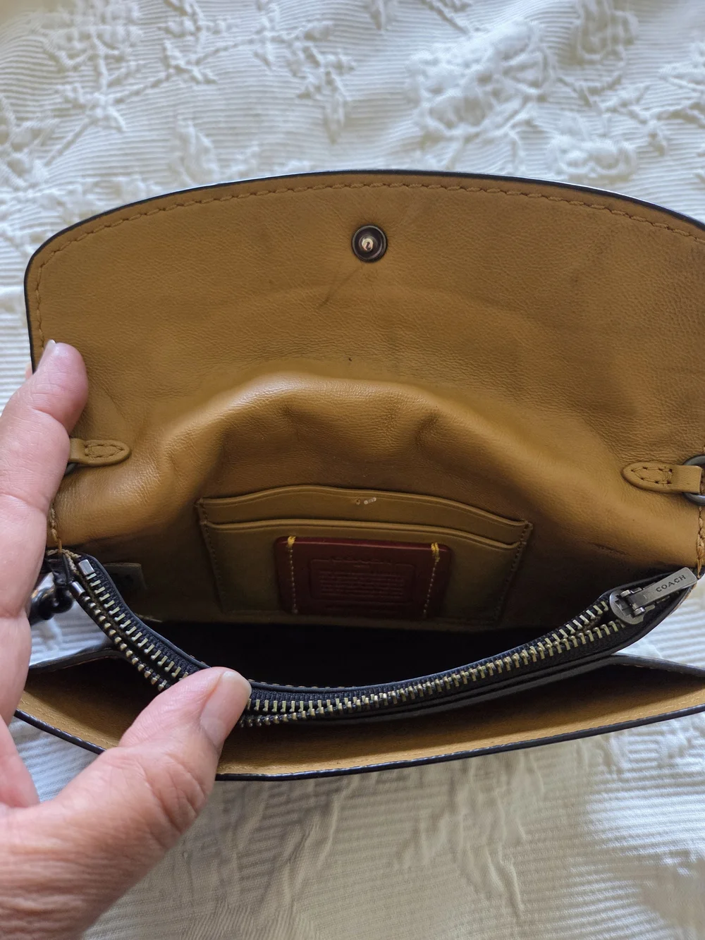 Coach | 1941 Glove Black Leather Wristlet Clutch